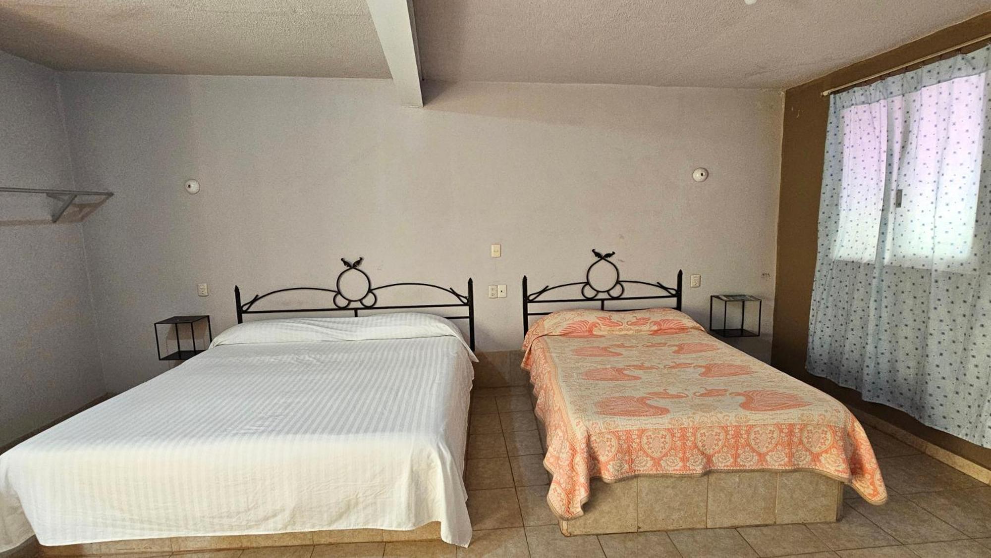 Hotel Xanti Morelia Buitenkant foto